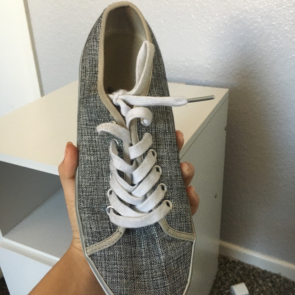 Sliver ankle shoes for DAYYYSSS.